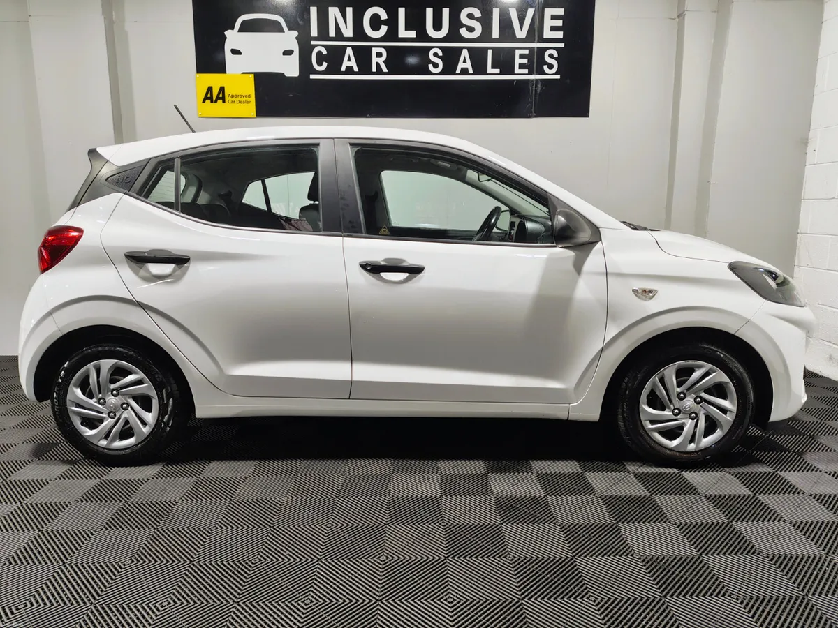 Hyundai i10 2023 1.0 CLASSIC EXTRAS 5 DOOR HATCH - Image 6