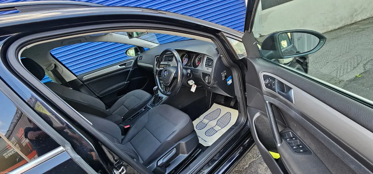 Vw Golf Automatic - Image 5