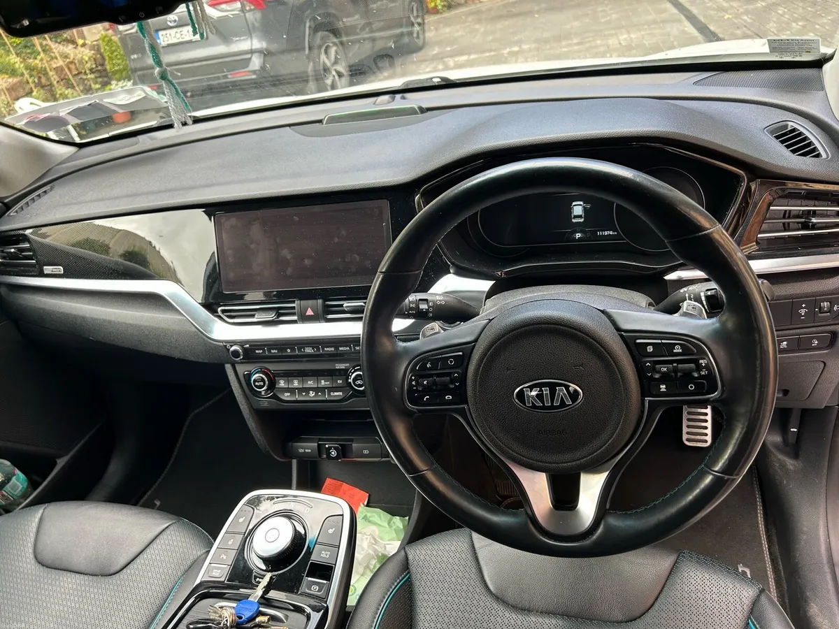 Kia Niro - Image 1