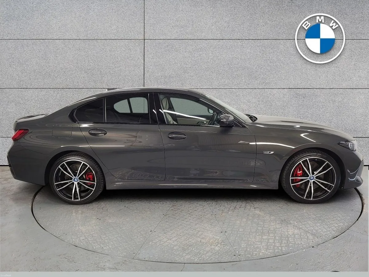 BMW 3-Series 330e M Sport - Image 3