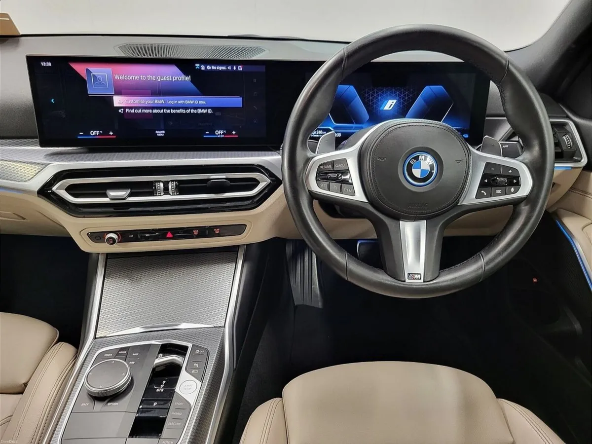 BMW 3-Series 330e M Sport - Image 5