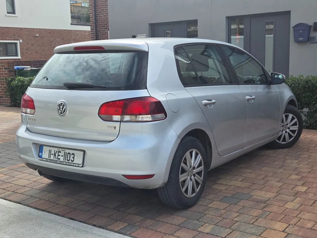 Volkswagen Golf 2011 - Image 3