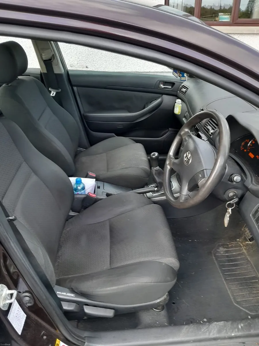Toyota Avensis 2006 - Image 5