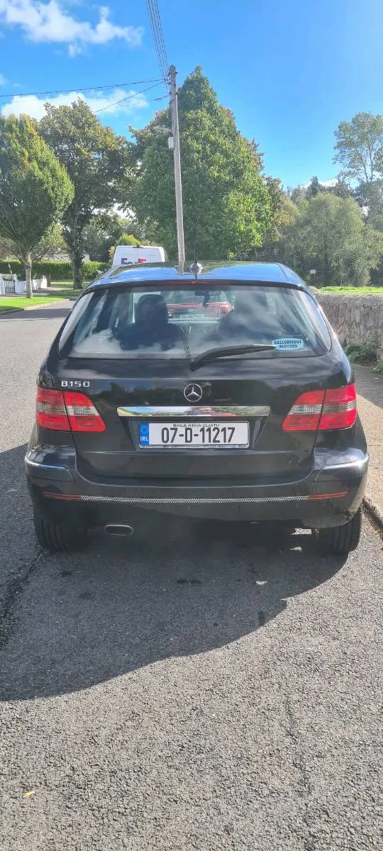 Car - Image 3