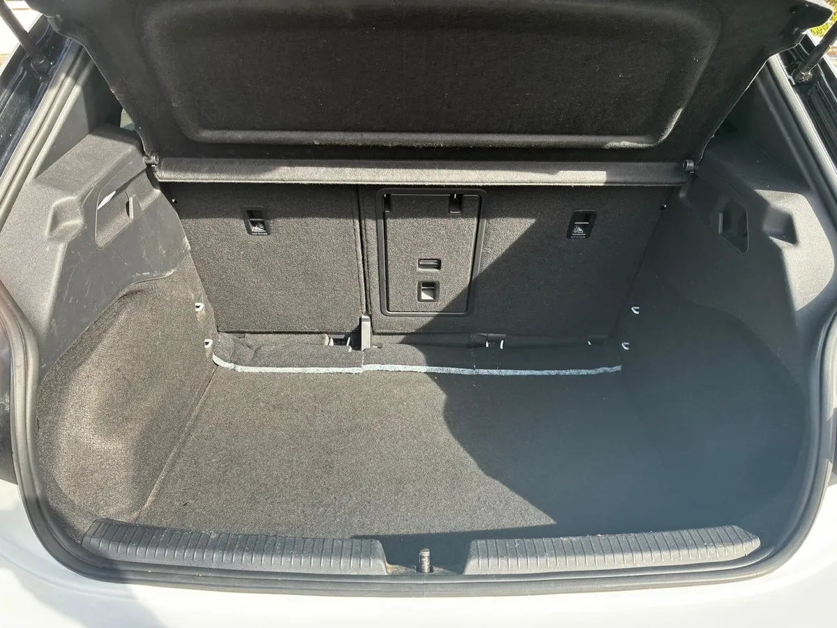Volkswagen ID.3 2021 - Image 6
