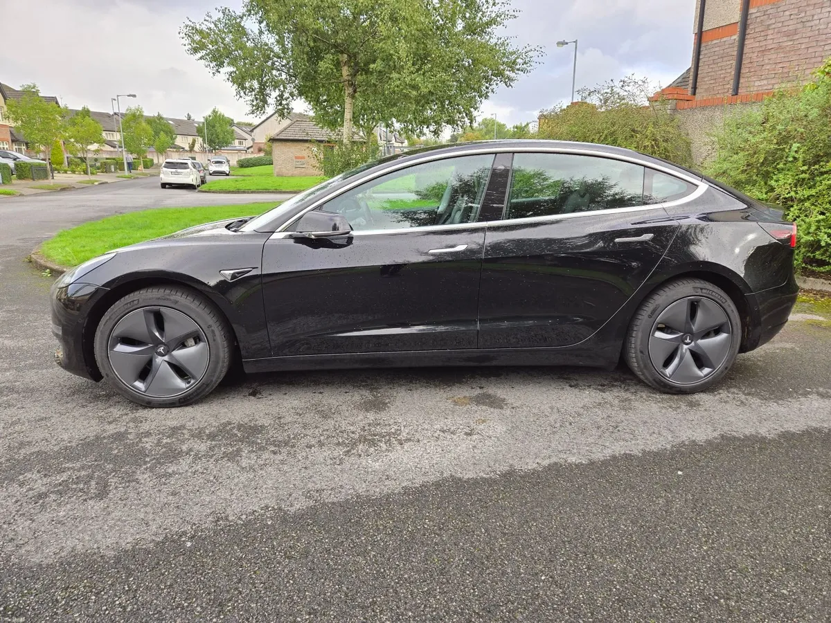 Tesla Model 3 SR+ 2020 - Image 6