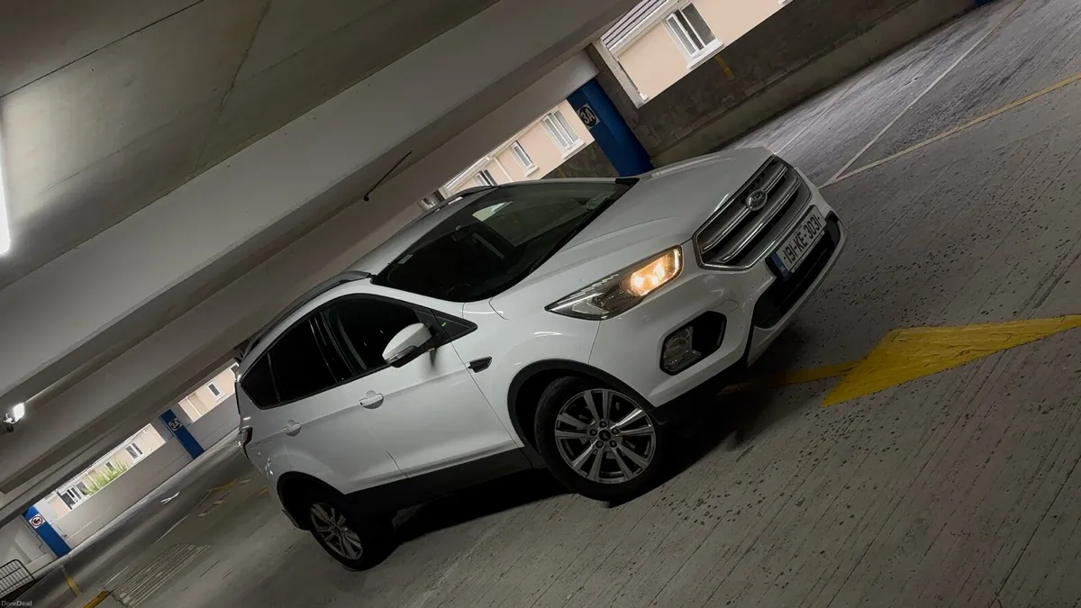 2019 Commercial Ford Kuga - Image 1