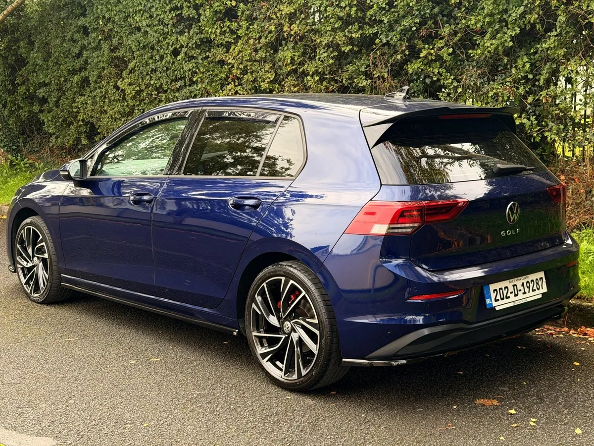 202 Vw Golf **2.0 TDi 6 Speed Manual** - Image 2