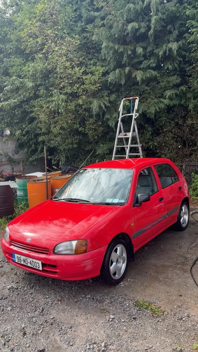 Toyota starlet - Image 2