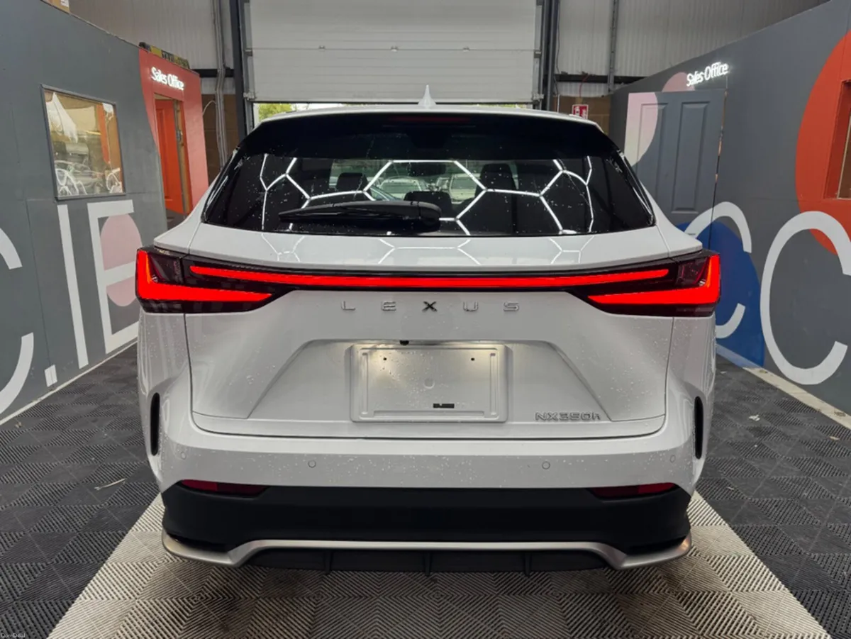 Lexus NX 2023 LEXUS NX 350H F SPORT AUTOMATIC / CR - Image 4