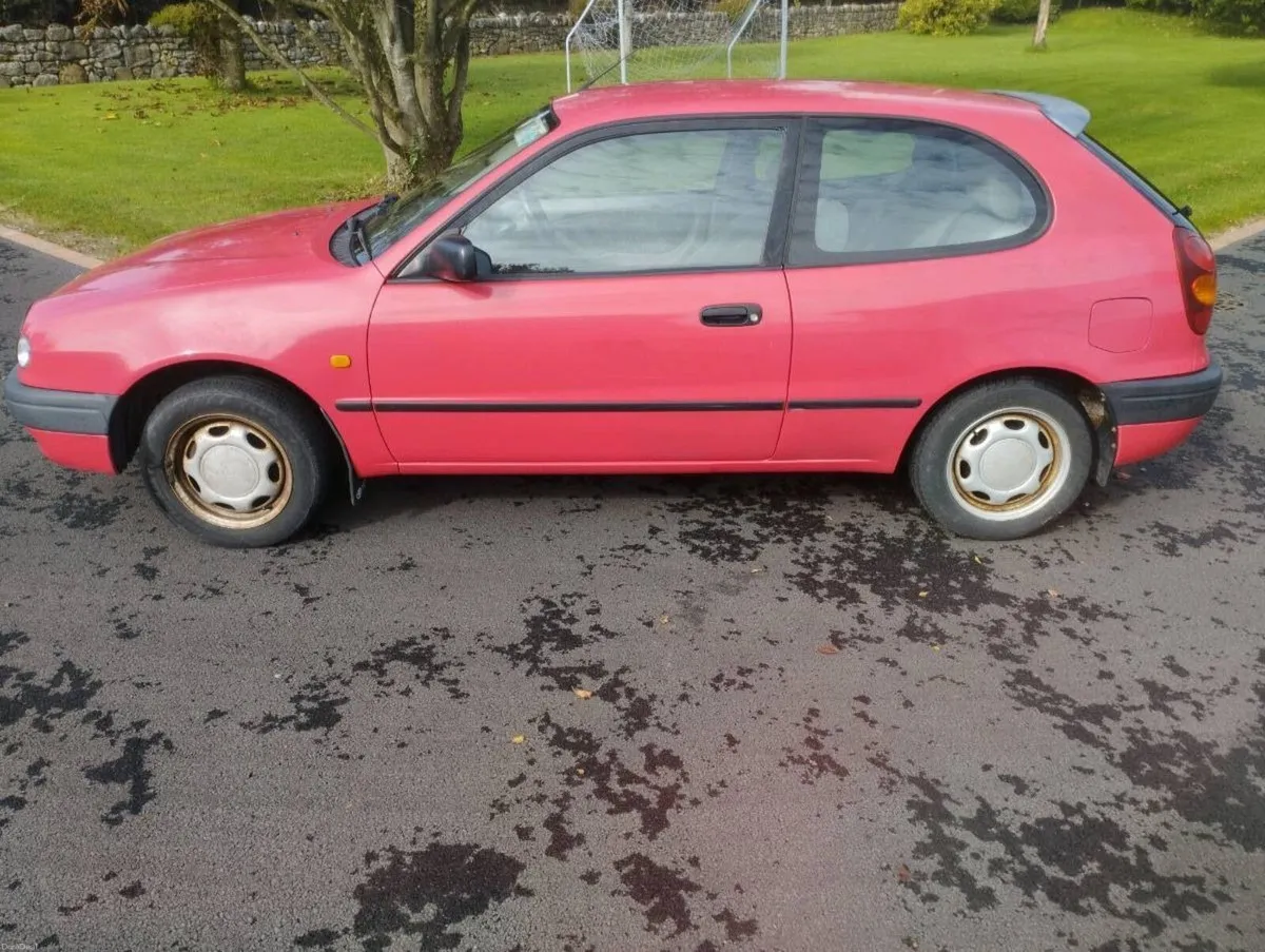 Toyota Corolla 1998 (New Photos) - Image 3