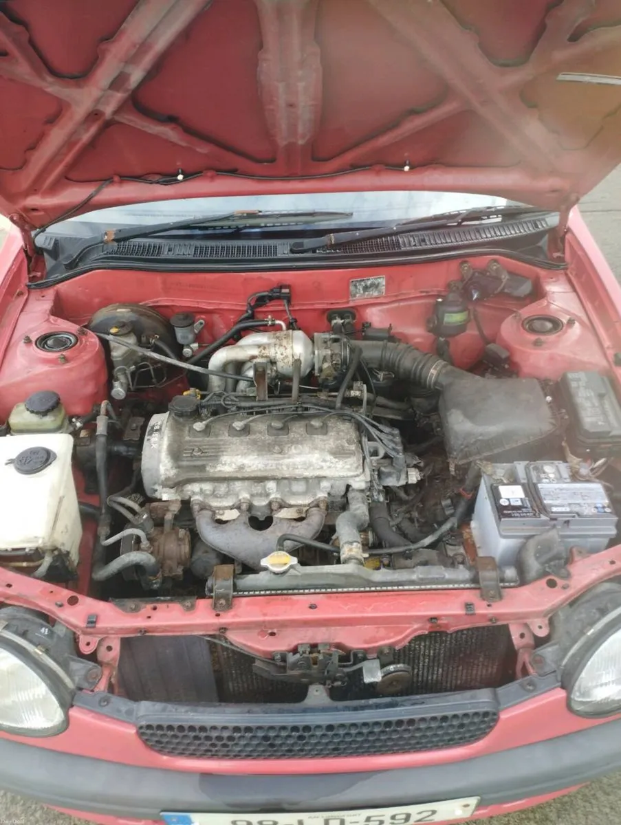 Toyota Corolla 1998 (New Photos) - Image 4