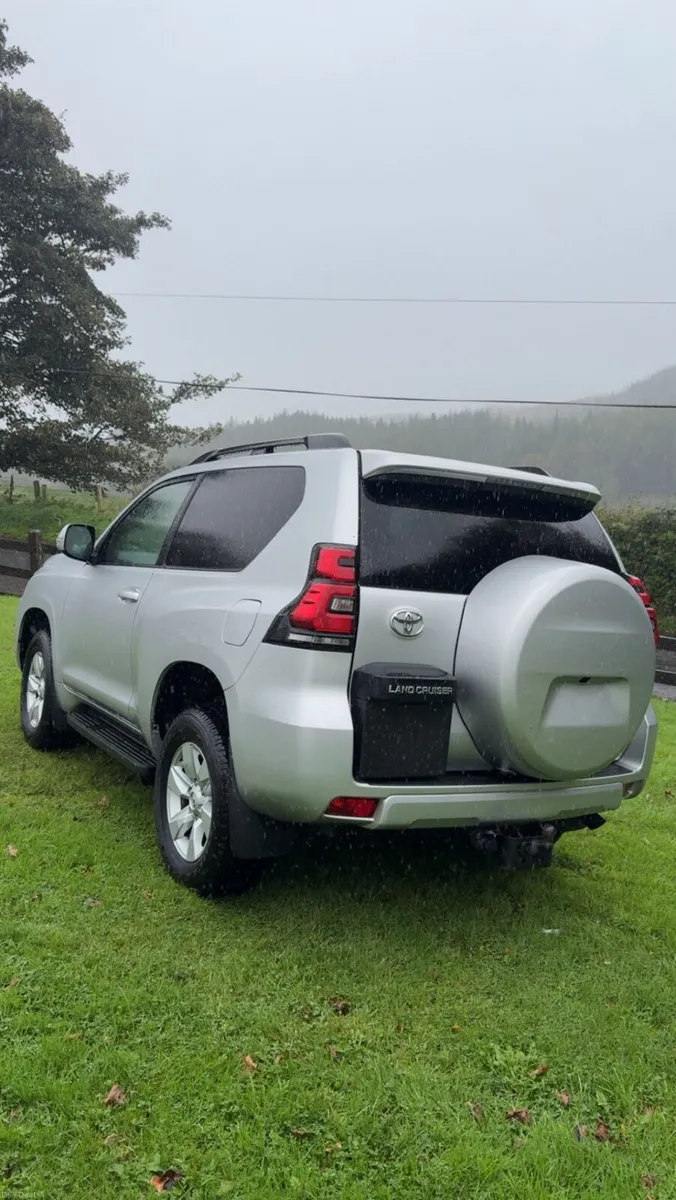 Toyota Land Cruiser 2018 - Image 3