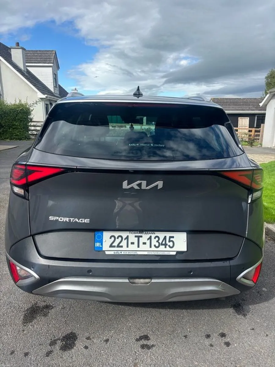 2022 Kia Sportage - Image 2