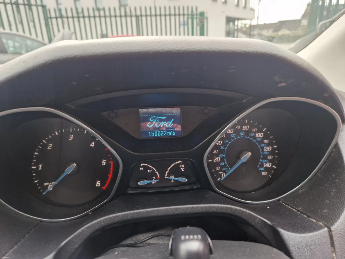 Ford Focus 2011 - Image 5