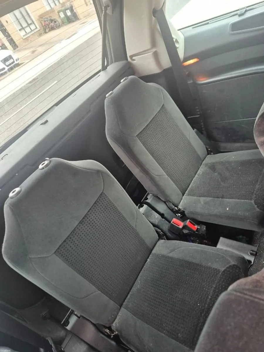 2010 Citroen C4 Grand Picasso- for repair or parts - Image 6