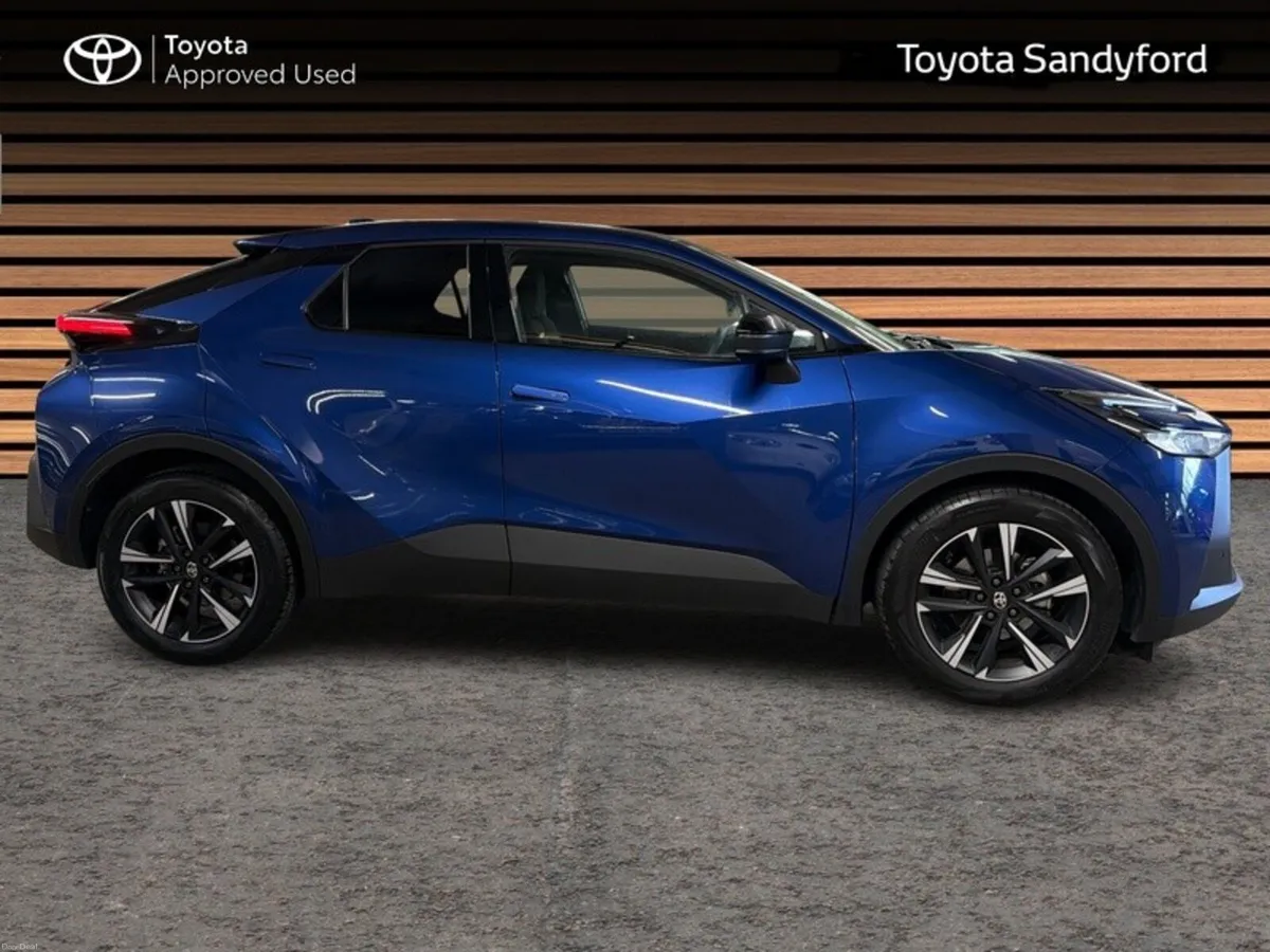 Toyota C-HR HYBRID SPORT AUTOMATIC // HEATED SEATS - Image 3
