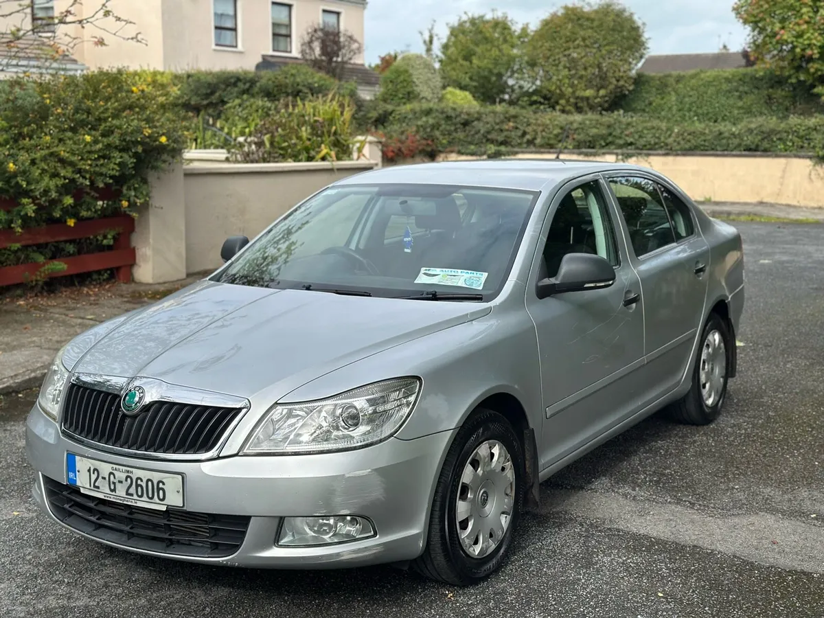 2012 Skoda Octavia nct 08-27 - Image 2
