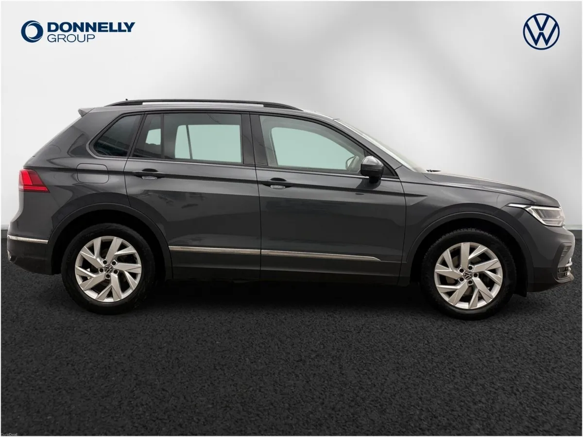 Volkswagen Tiguan 1.5 TSI Life 5dr - Image 4