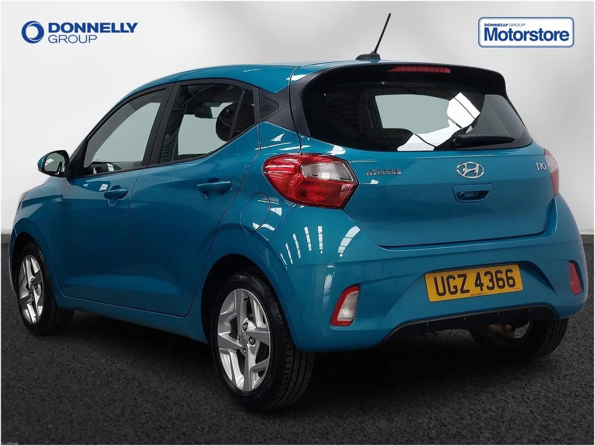 Hyundai i10 1.0 MPi SE Connect 5dr Auto - Image 2