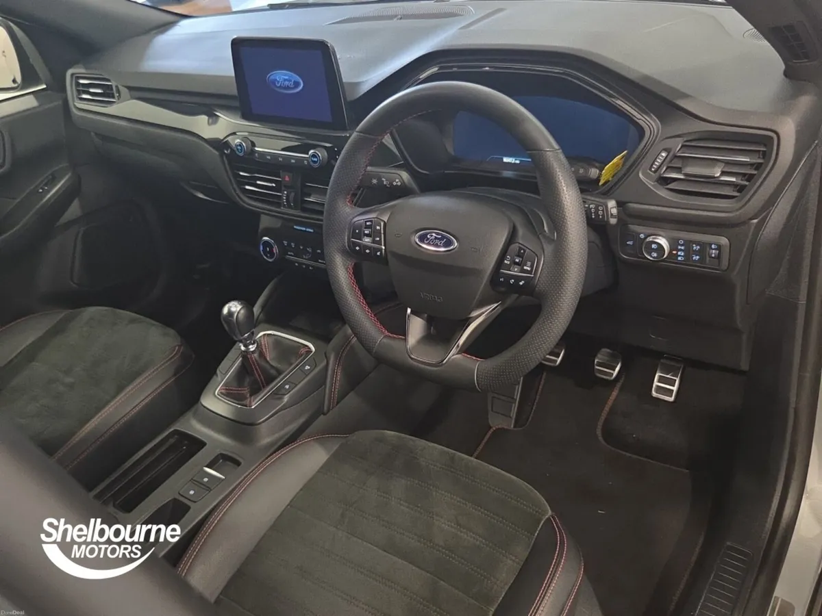 Ford Kuga 1.5 EcoBoost 150 ST-Line Edition 5dr - Image 4