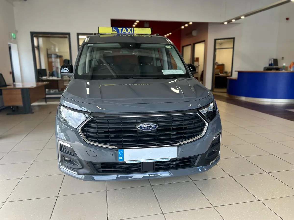 Wheelchair Taxi Plug In Petrol Hybrid Ford Connect - Image 3