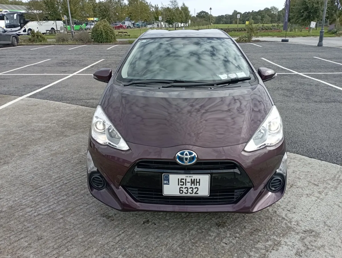 Toyota Aqua 2015 - Image 2