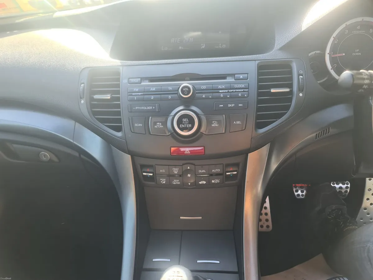 2013 Honda accord NCT 01/27 - Image 5