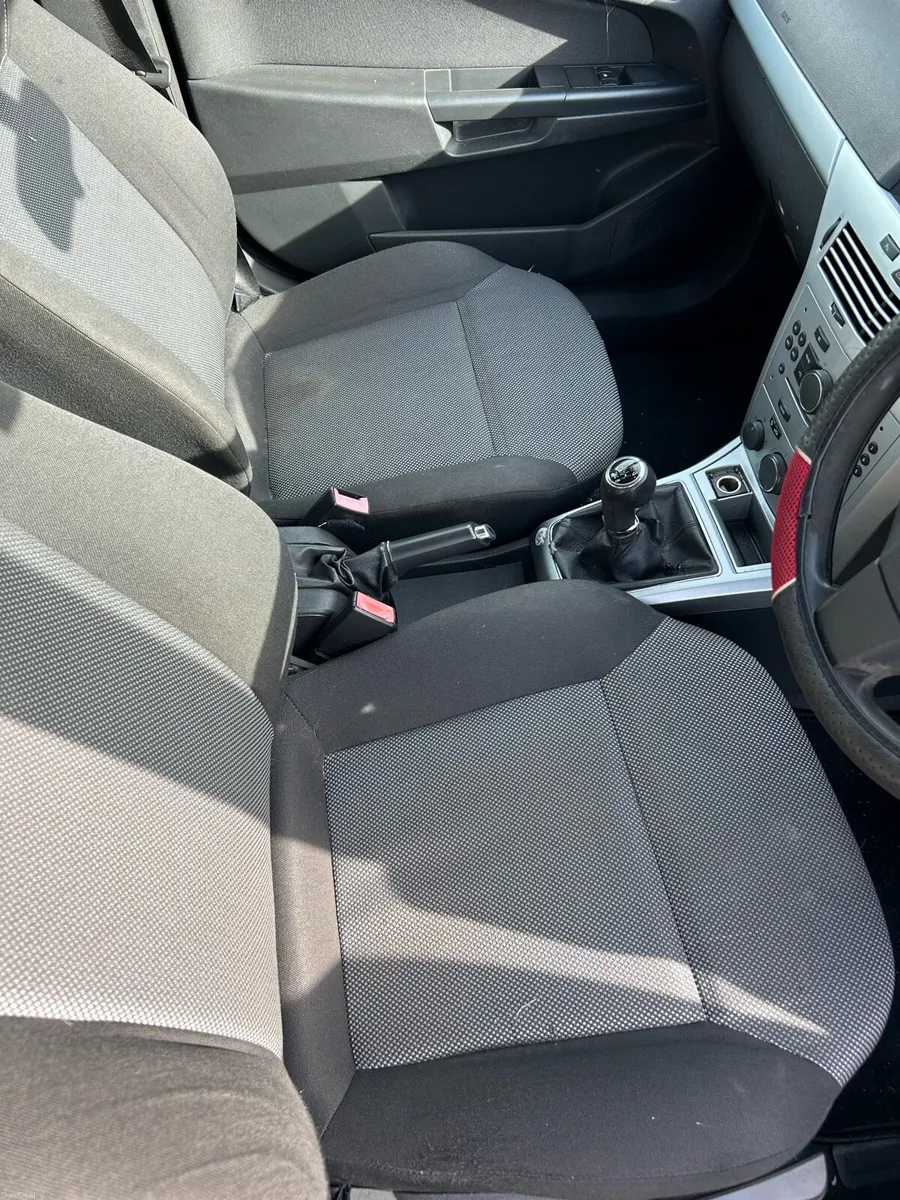 2009 Vauxhall Astra 1.7 diesel NCT 04,27 - Image 5