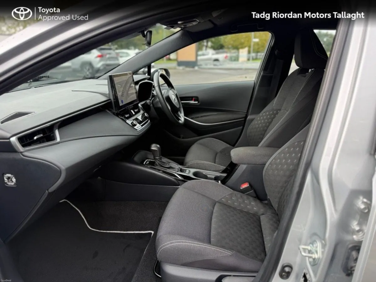 Toyota Corolla HEV LUNA HATCHBACK - Image 6