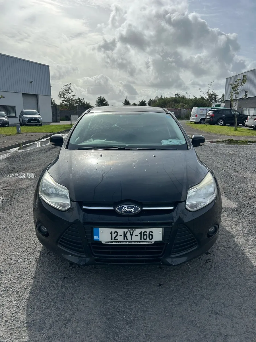 2012 Ford Focus  NCT expires 01.27 - Image 6