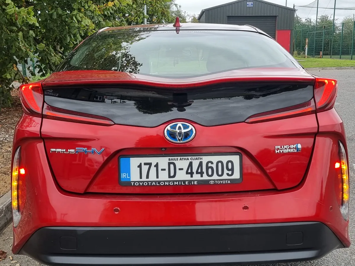 2017 TOYOTA PRIUS HYBRID AUTO TOP SPEC €13,650 - Image 2