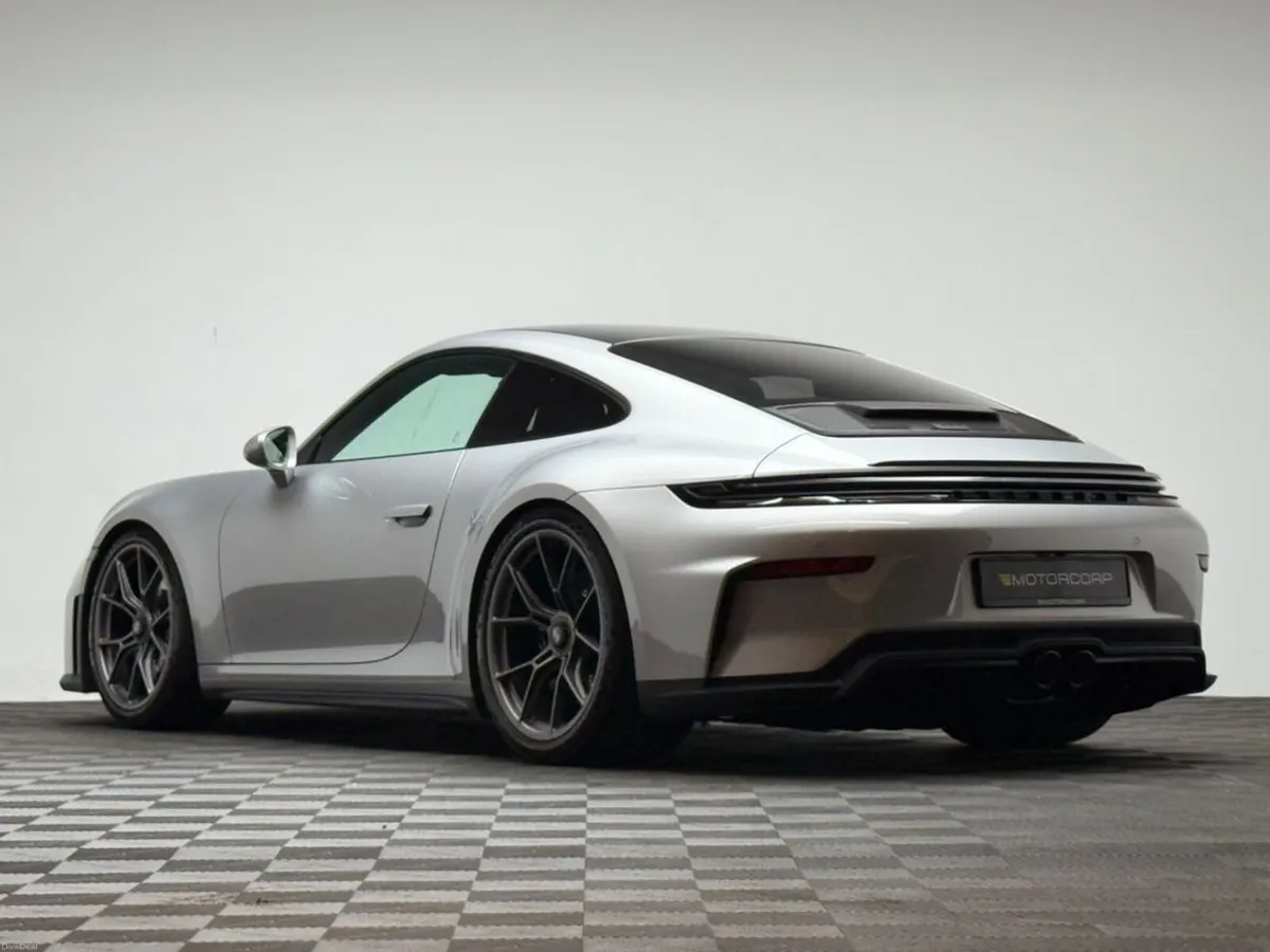 Porsche 911 GT3 TOURING 4.0 500HP PDK - Image 5