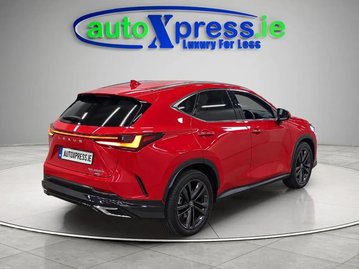 Lexus NX 2.5 PHEV, 4WD, Panoramic roof, Low mileag - Image 6