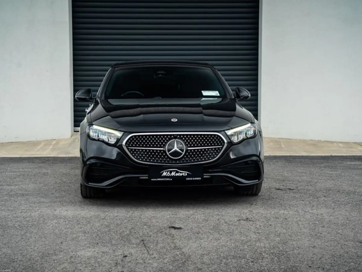 Mercedes-Benz E-Class E 300 E URBAN EDITION - Image 4