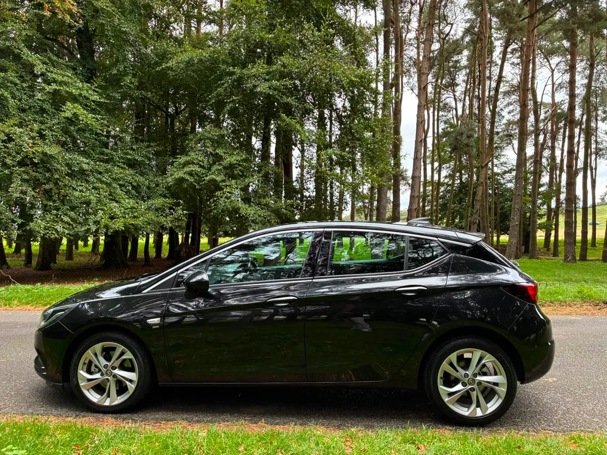 Opel Astra 2017 SRI Diesel Lovely Car - Image 4