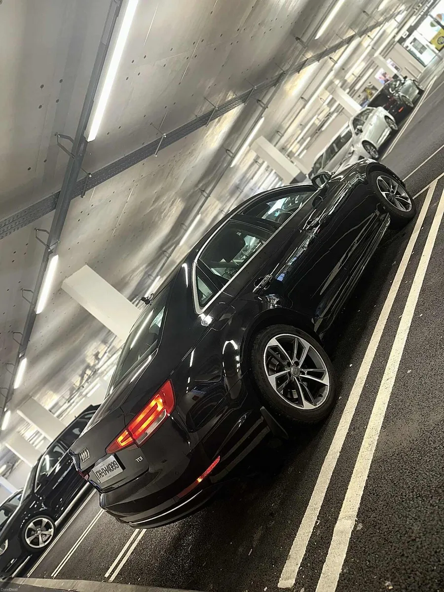 Audi A4 2017 - Image 5