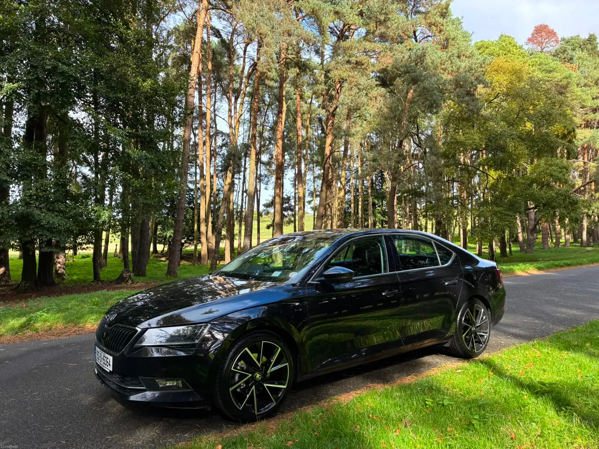 Skoda Superb 2019 2.0 TDI STYLE AUTOMATIC - Image 3