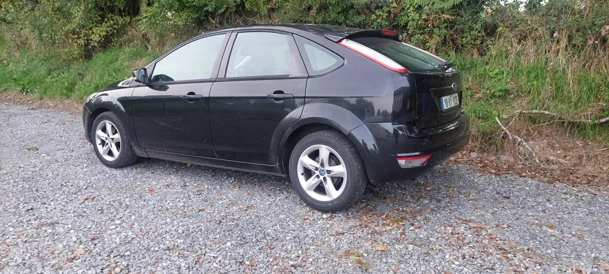 Ford Focus - Image 2