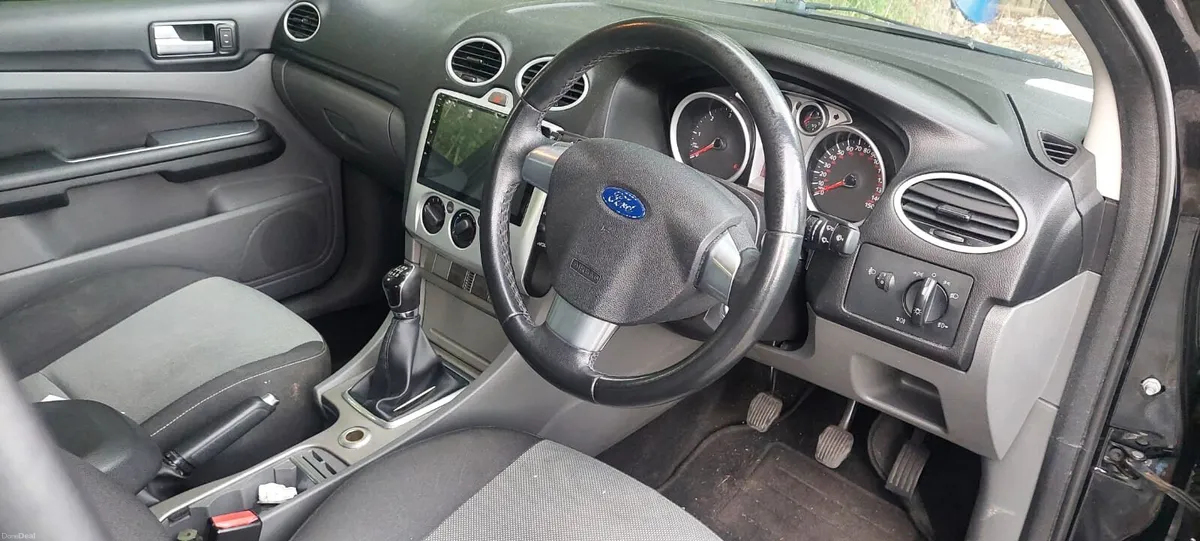 Ford Focus - Image 6