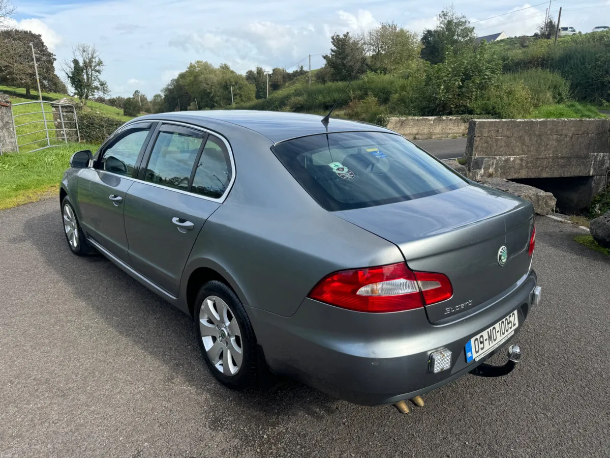 2009 Skoda Superb IRISH REG. - Image 4