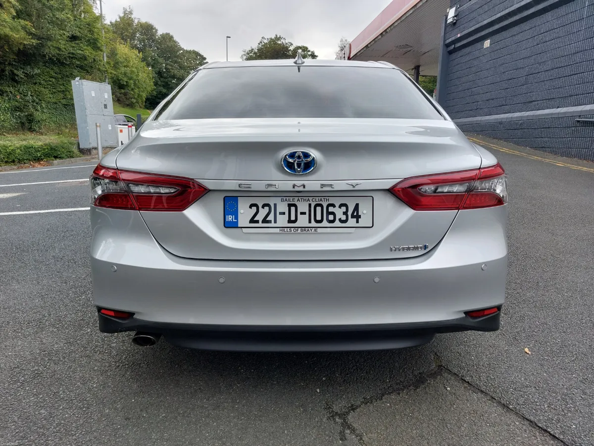 Toyota Camry 2022 PLATINUM IRISH CAR HIGH SPEC - Image 6