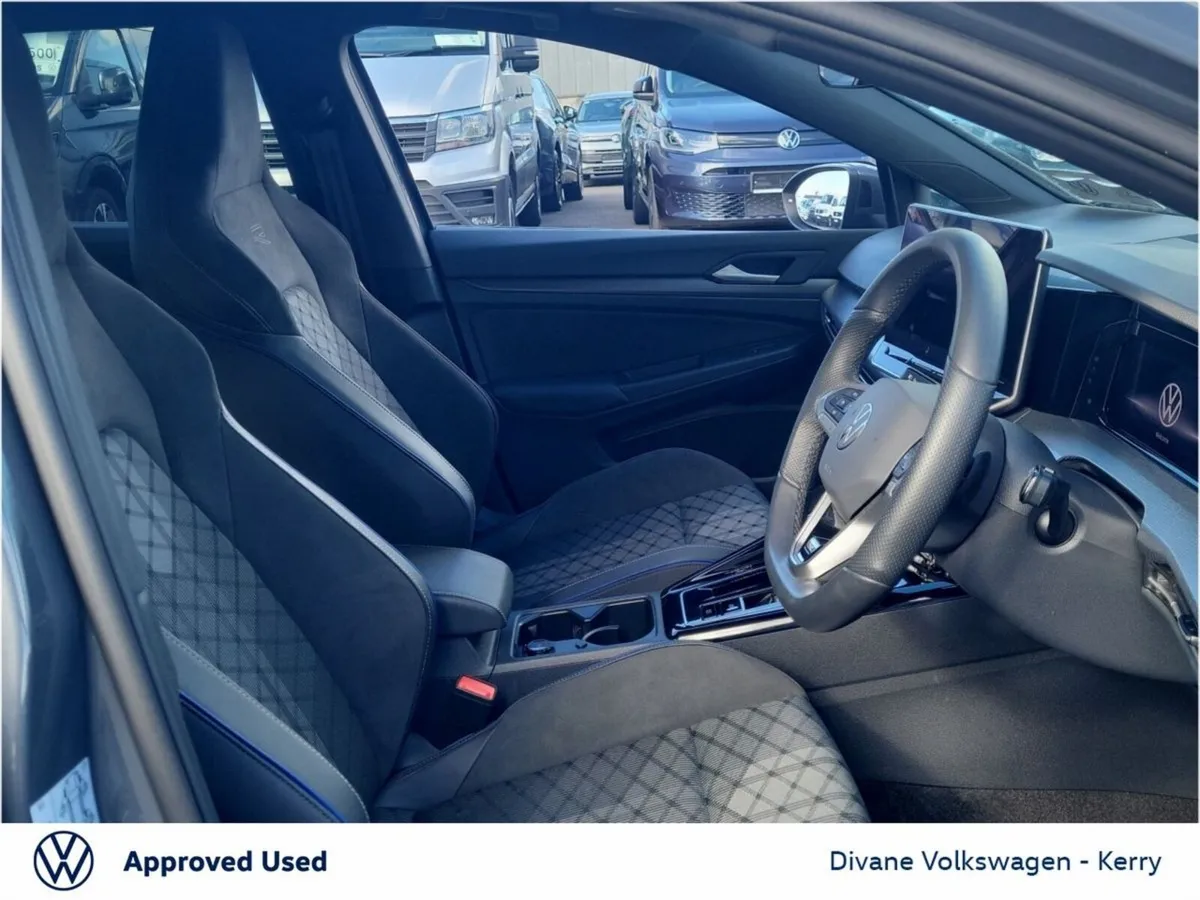 Volkswagen Golf R-LINE 2.0 TDI 150 BHP - Image 4