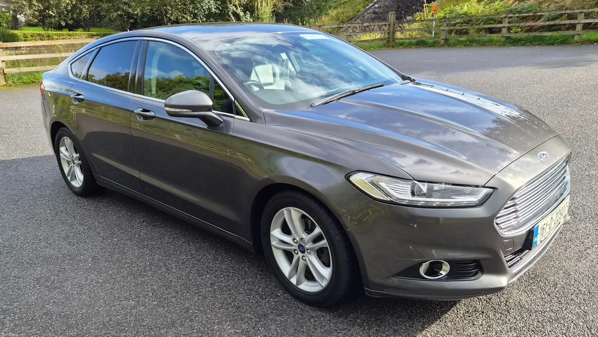 Ford Mondeo 2016 Titanium 2.0 TDCi (heated seats) - Image 4