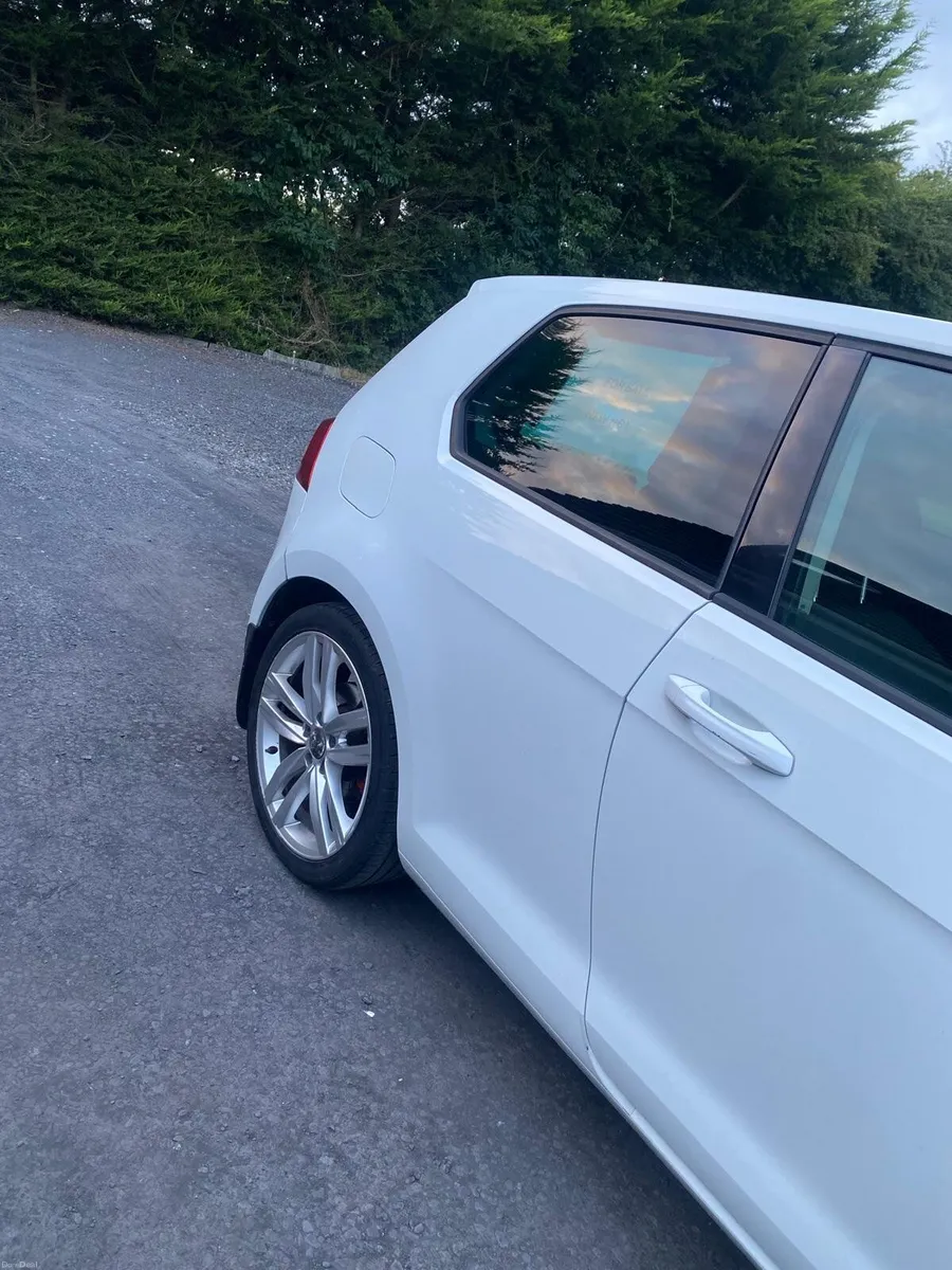 Volkswagen Golf 2013 - Image 3