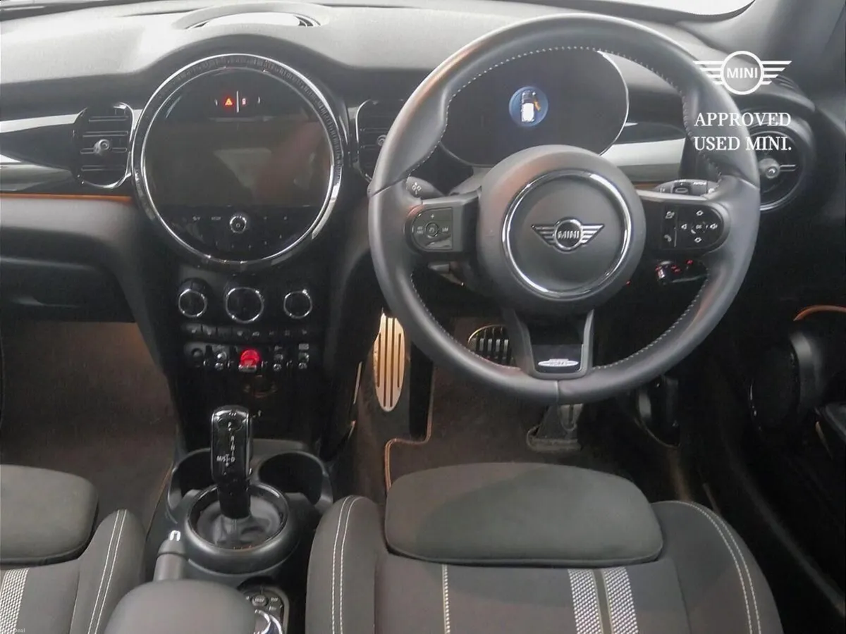 Mini Cooper 3-Door Cooper Sport - Image 5