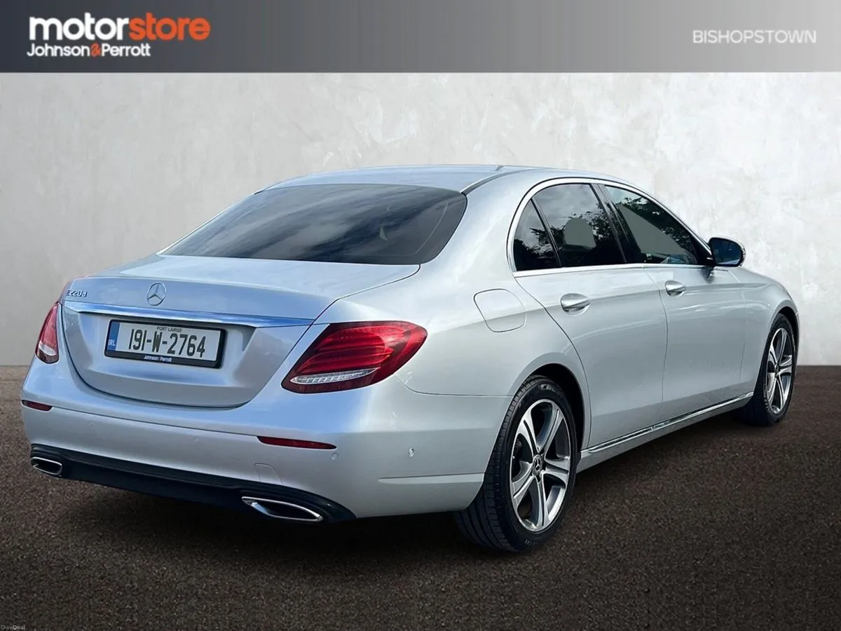 Mercedes-Benz E-Class E 220 D Avantgarde Automatic - Image 2