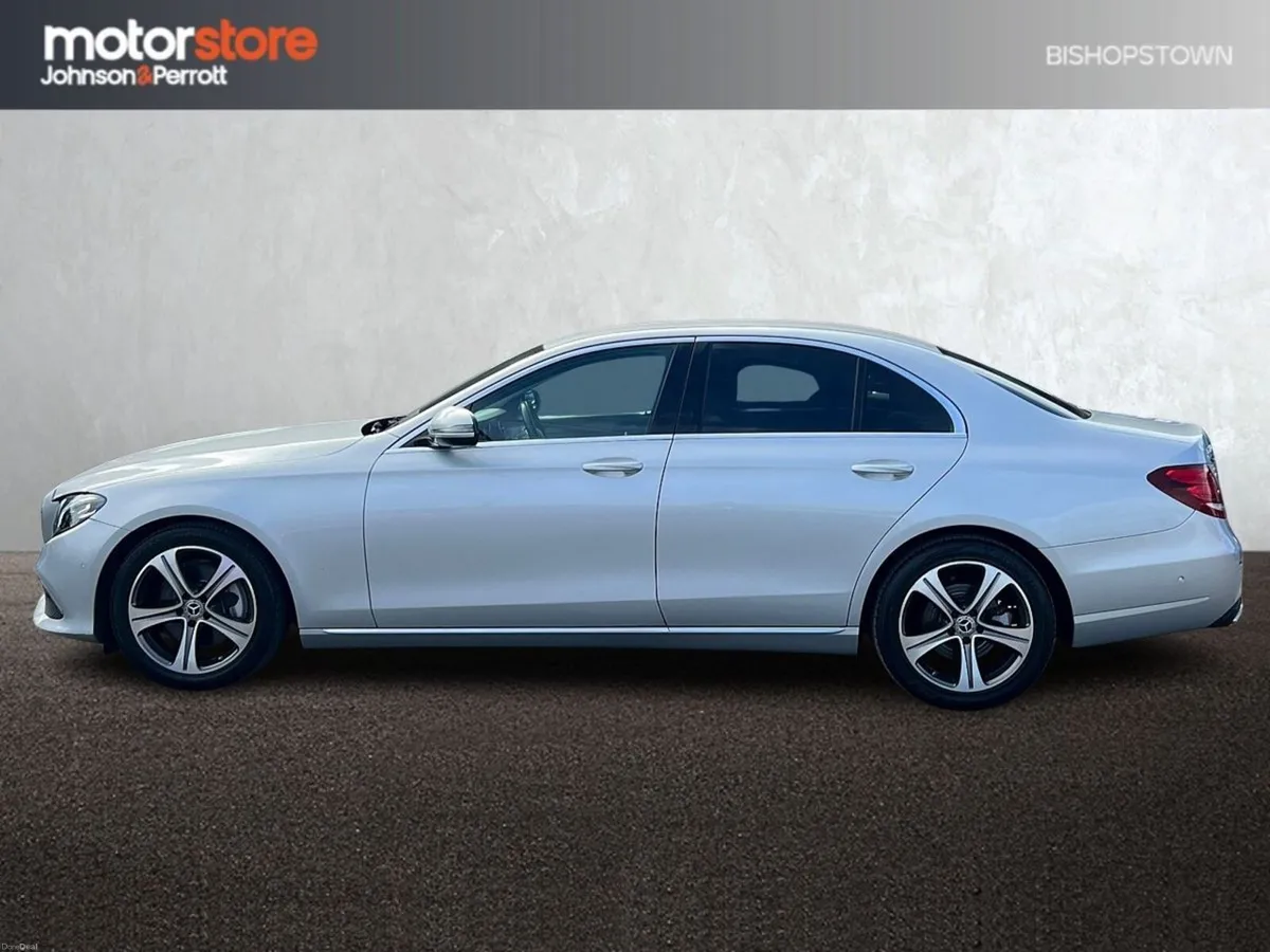 Mercedes-Benz E-Class E 220 D Avantgarde Automatic - Image 6