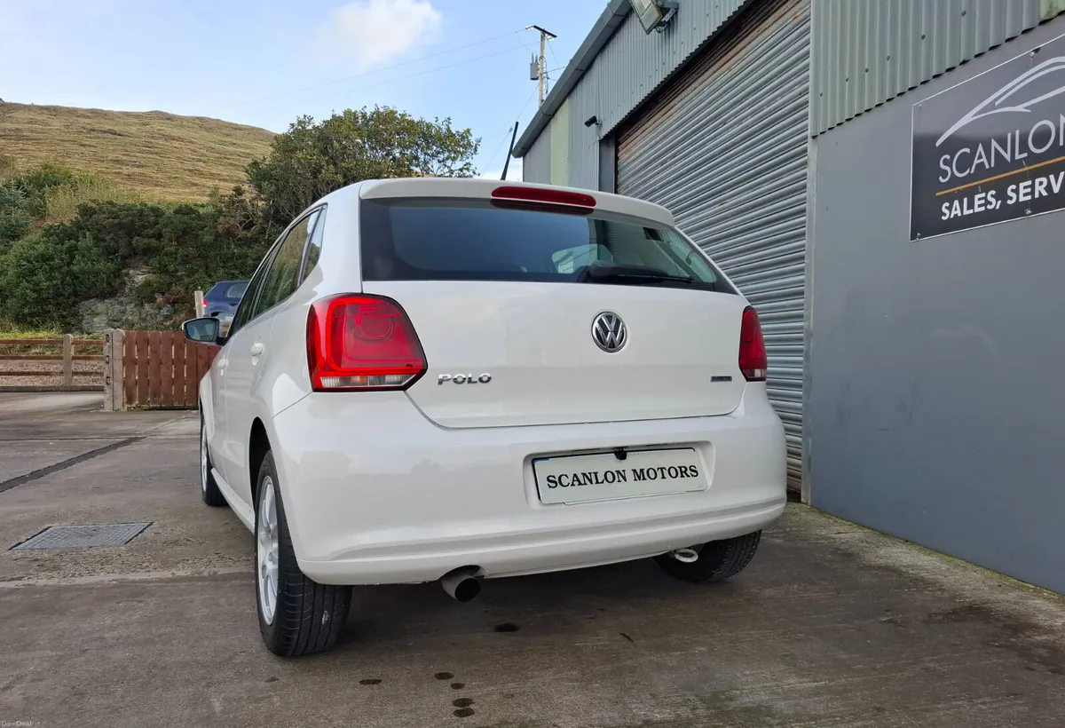 Volkswagen Polo 2012 Automatic - Image 3