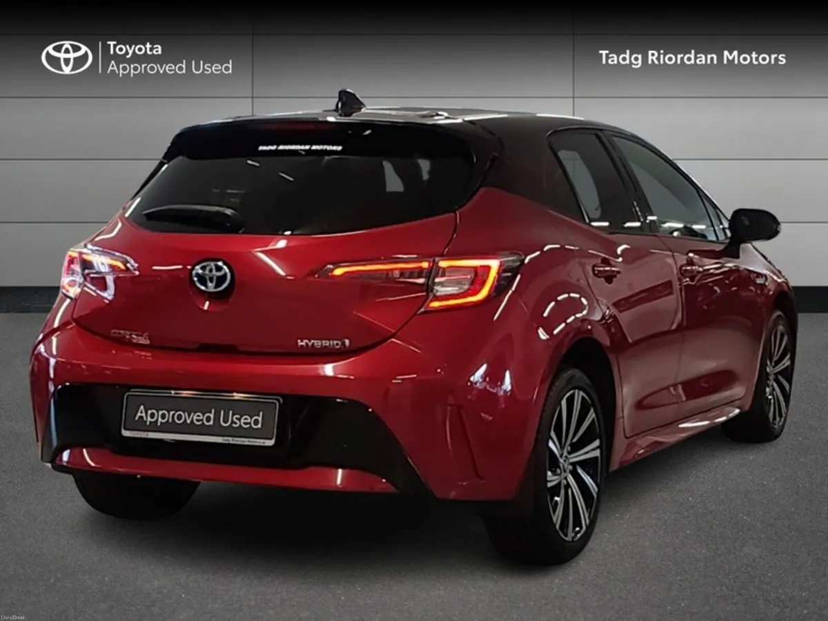 Toyota Corolla HYBRID L/SPORT HB - Image 2